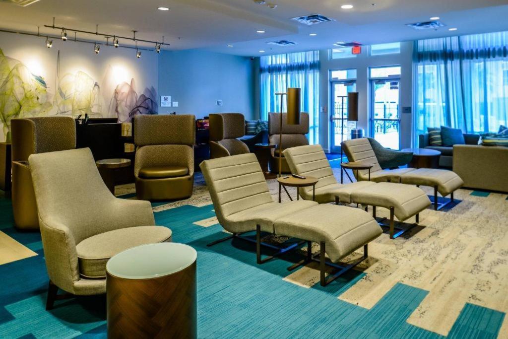Courtyard Lake Charles Ngoại thất bức ảnh