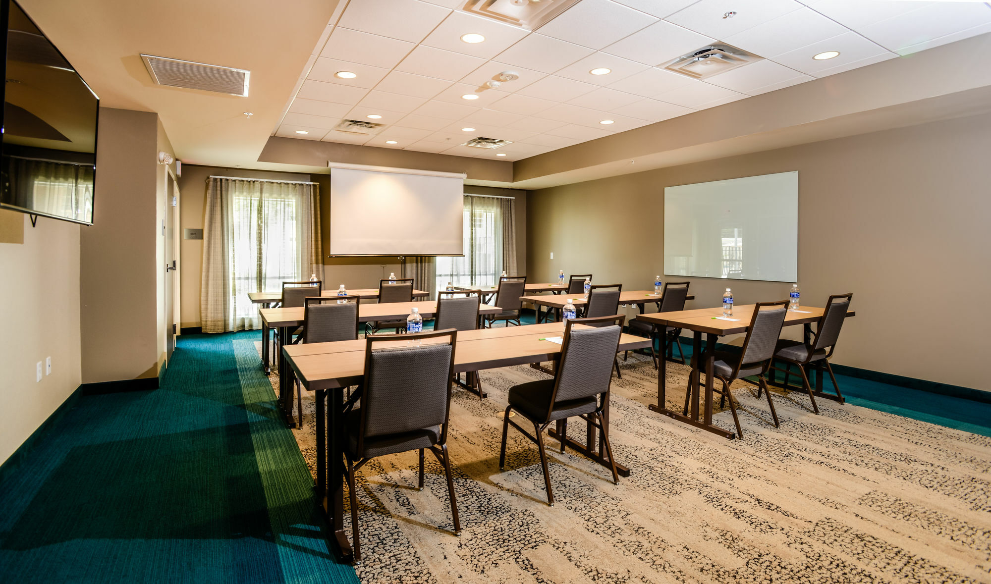 Courtyard Lake Charles Ngoại thất bức ảnh
